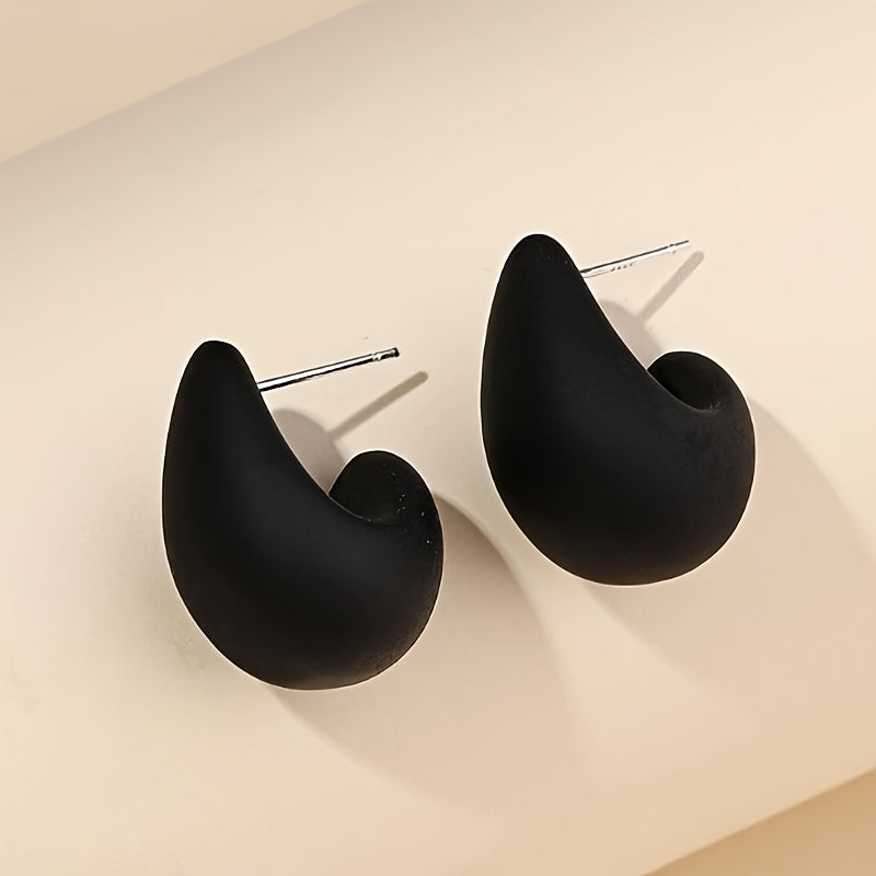 Vintage Elegant C-Shaped Earrings