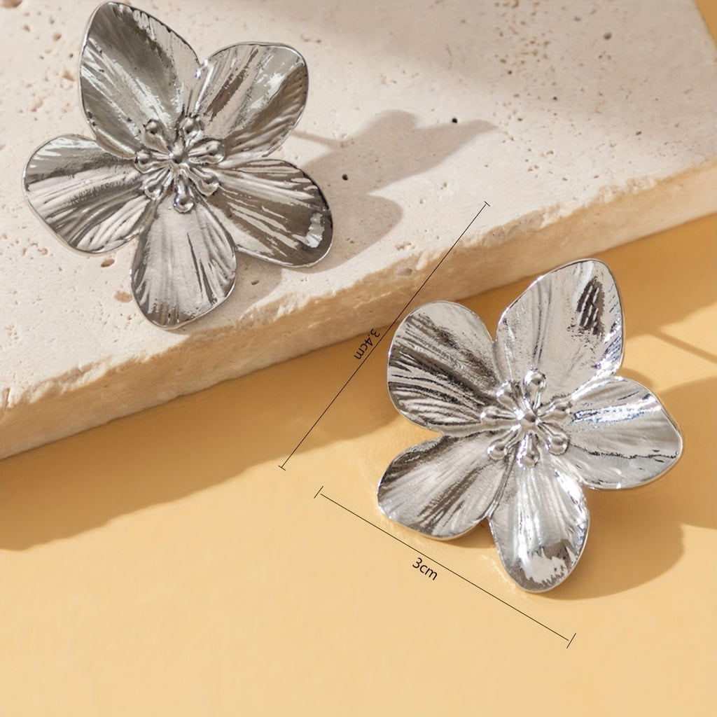 Elegant Floral Earrings