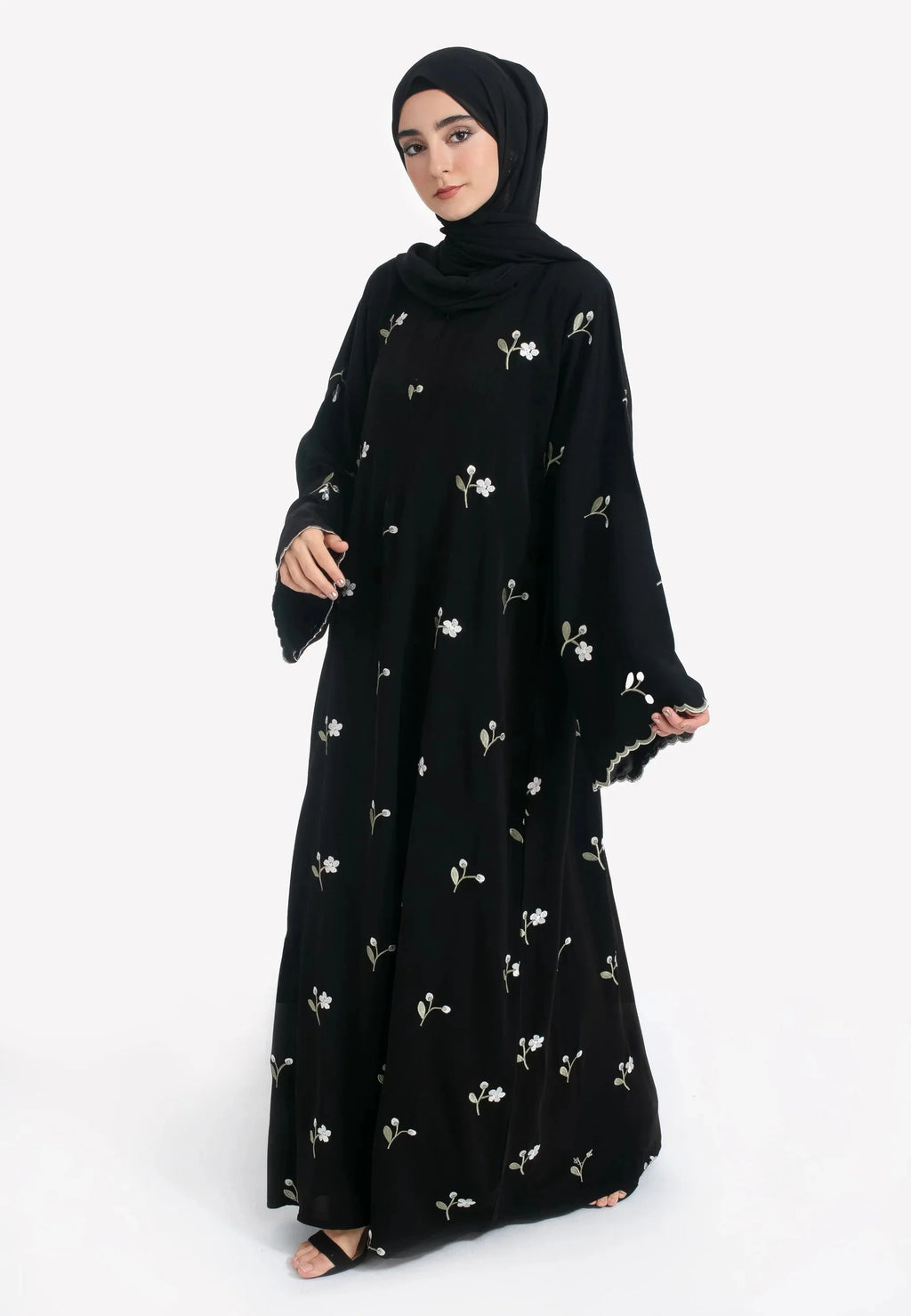 Stylish Muslim Islamic Abaya for Women Light Green Floral Embroidery Delicate Cuffs Ideal for UAE Saudi Arabia Qatar