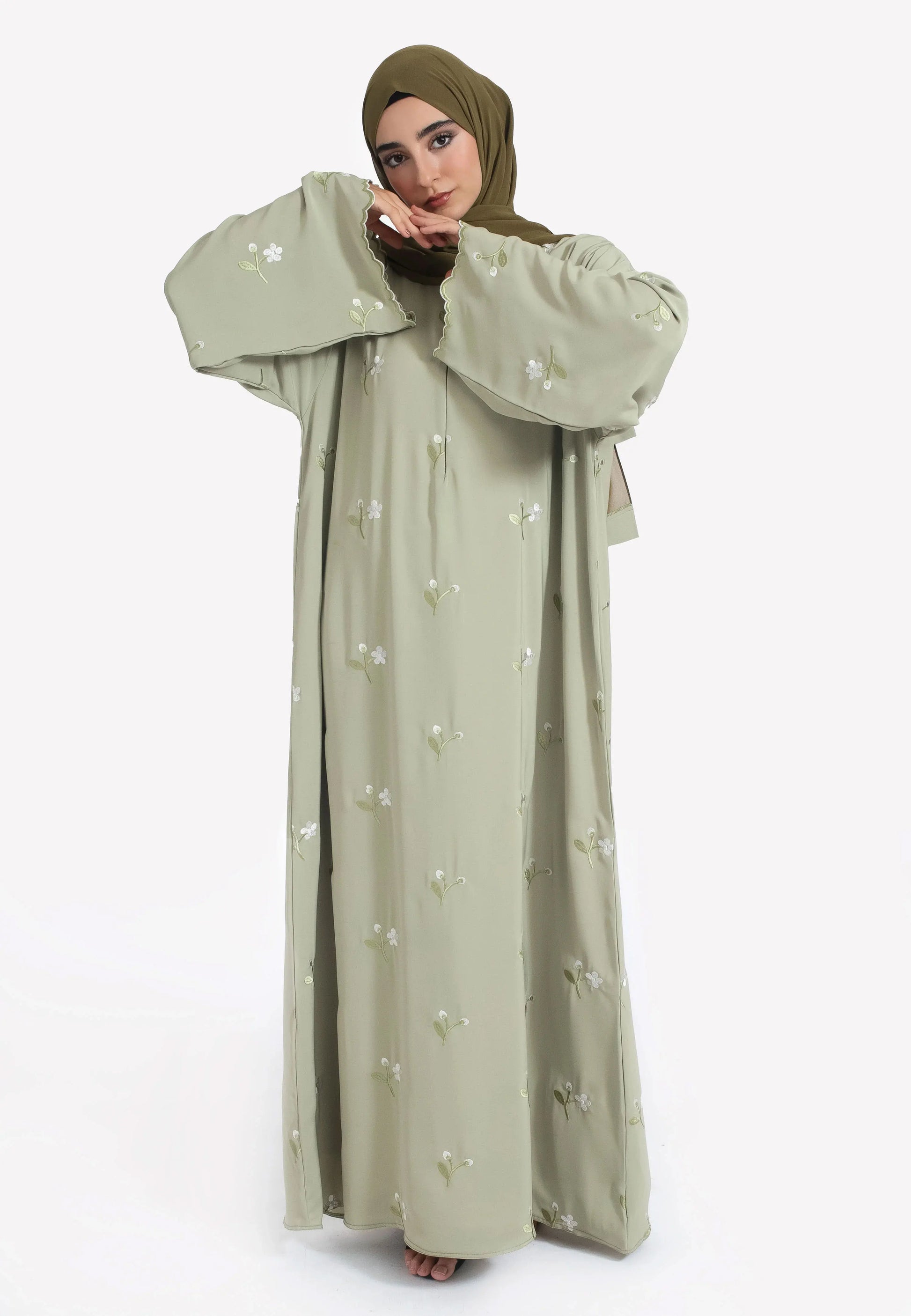 Stylish Muslim Islamic Abaya for Women Light Green Floral Embroidery Delicate Cuffs Ideal for UAE Saudi Arabia Qatar