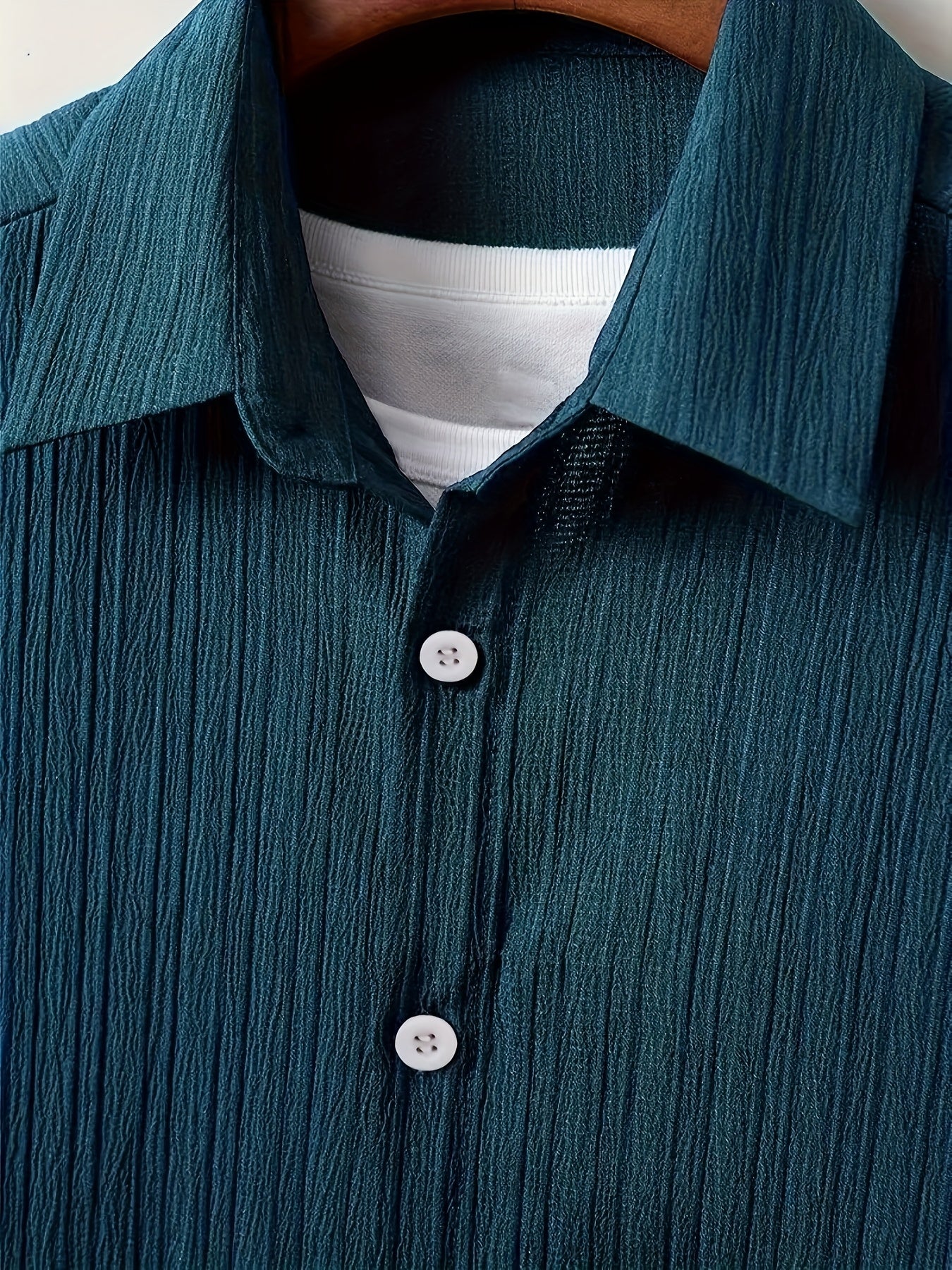 Men'S Shirt and Shorts